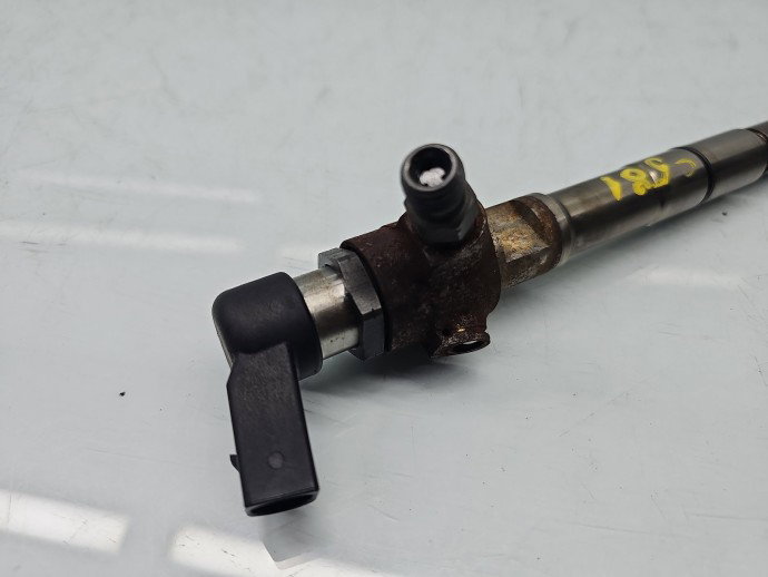 Injector Volkswagen Beetle (5C1) [Fabr 2011-prezent] 03L130277B 1.6 TDI CAYC 77KW / 105CP