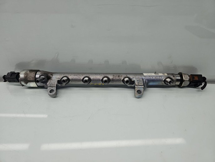 Rampa injectoare Volkswagen Golf 6 (5K1) [Fabr 2009-2013] 03L130089B 1.6 TDI CAYC 77KW / 105CP