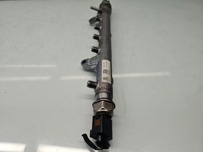 Rampa injectoare Seat Leon (1P1) [Fabr 2005-2011] 03L130089B 1.6 TDI CAYC 77KW / 105CP