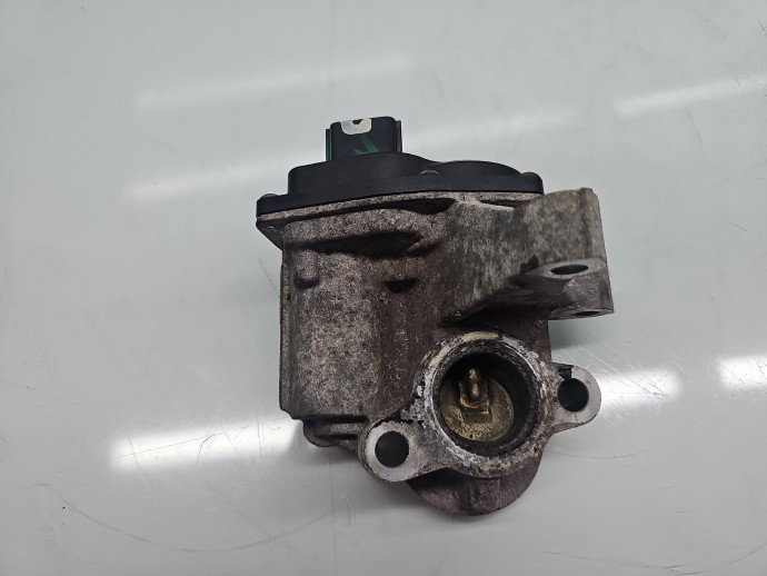 Supapa EGR Nissan Qashqai [Fabr 2007-2014] 147100789R 1.6 dCi R9M4022 96KW / 130CP