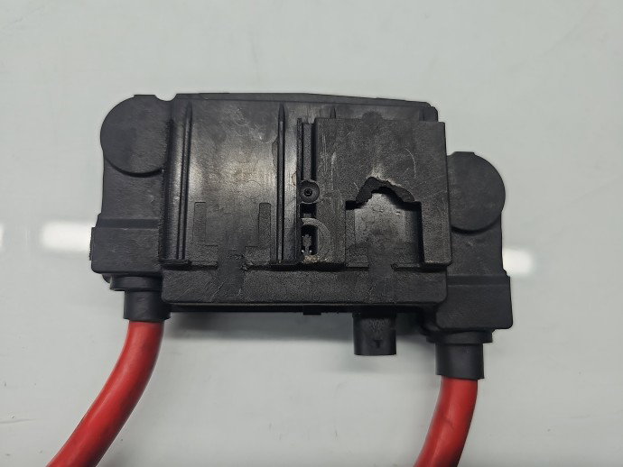 Borna baterie (+) cu capsa Mercedes Clasa S (W221) [Fabr 2005-2013] A0009822323