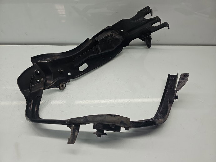 Suport far stanga Mercedes Clasa S (W221) [Fabr 2005-2013] Berlina  A2048173420