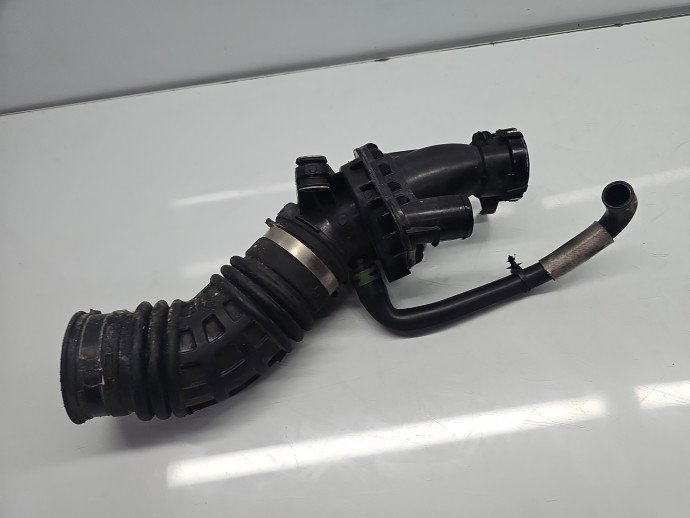 Tub admisie aer Nissan Qashqai [Fabr 2007-2014] 165761844R 1.6 dCi R9M4022 96KW / 130CP