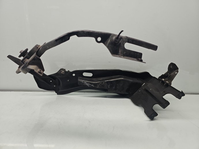Suport far dreapta Mercedes Clasa S (W221) [Fabr 2005-2013] Berlina  A2048173420