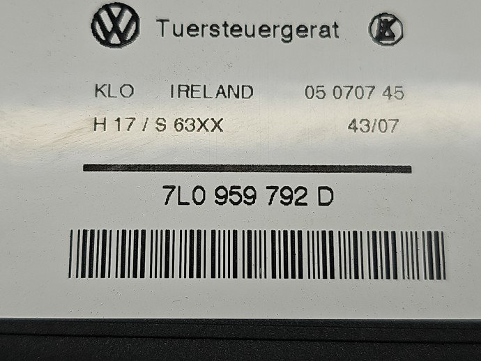 Motoras geam stanga fata Volkswagen Touareg (7LA, 7L6) [Fabr 2003-2010]  R-line 7L0959792D