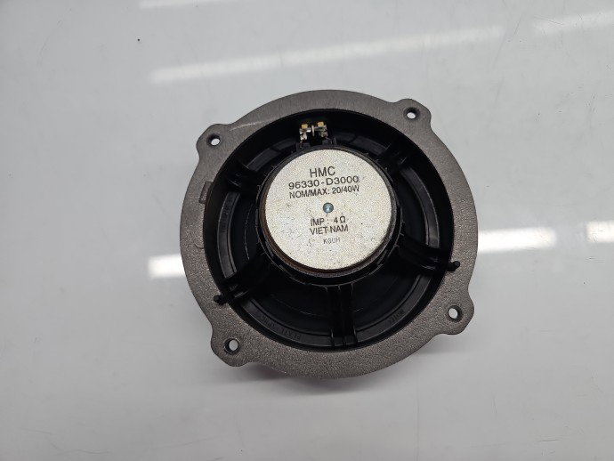 Boxa dreapta fata Hyundai Tucson (TL) [Fabr 2015-2020] 96330-D3000