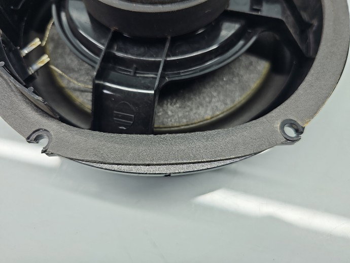 Boxa stanga fata Volkswagen Touareg (7LA, 7L6) [Fabr 2003-2010] 7E0035411A