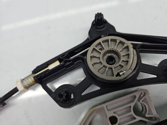 Macara electrica geam dreapta spate AUDI A6 (4G2, C7) [Fabr 2012-2017] Avant Facelift 4G0839462