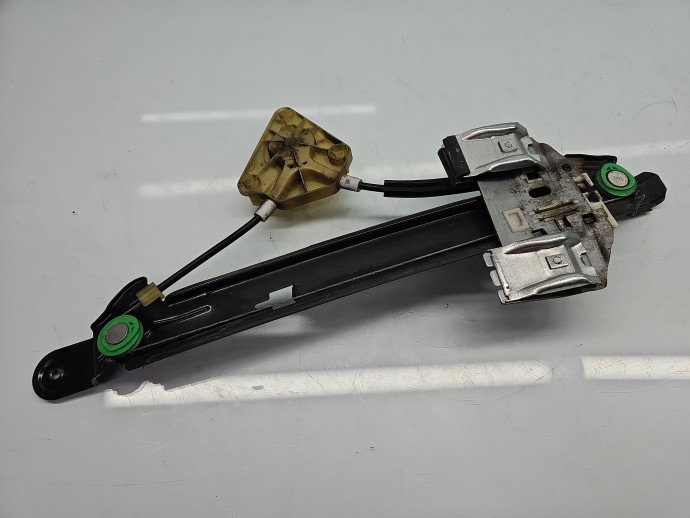 Macara electrica geam dreapta spate Seat Leon (1P1) [Fabr 2005-2011] Hatchback Facelift, FR OEM