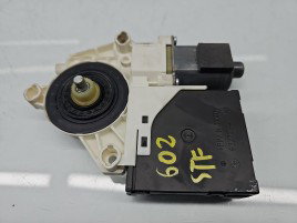 Motoras geam stanga fata AUDI A3 (8P1) [Fabr 2003-2012] Sportback S-line, Quattro 8P0959802K