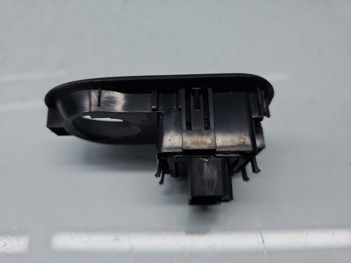 Butoane comanda geamuri sofer Renault Kangoo 2 [Fabr 2008-prezent] 8200637849