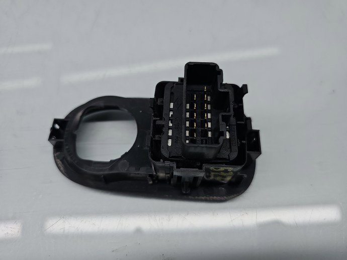 Butoane comanda geamuri sofer Renault Kangoo 2 [Fabr 2008-prezent] 8200637849