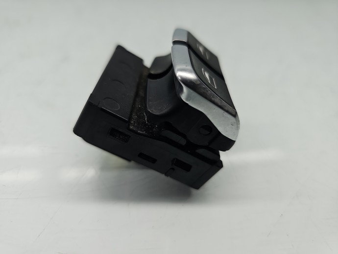 Butoane comanda geamuri sofer AUDI A3 (8V1) [Fabr 2012-prezent] 8V0959851C