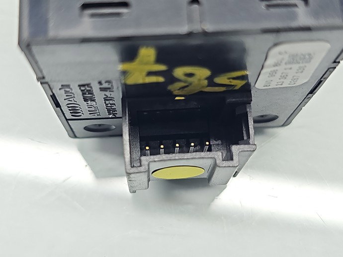 Butoane comanda geamuri sofer AUDI A3 (8V1) [Fabr 2012-prezent] 8V0959851C