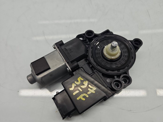 Motoras geam stanga fata KIA Ceed (JD) [Fabr 2012-2018] Sedan 82450-A2010