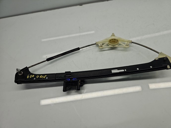 Macara electrica geam dreapta spate PORSCHE Macan [Fabr 2014-2017] SUV 95B839462