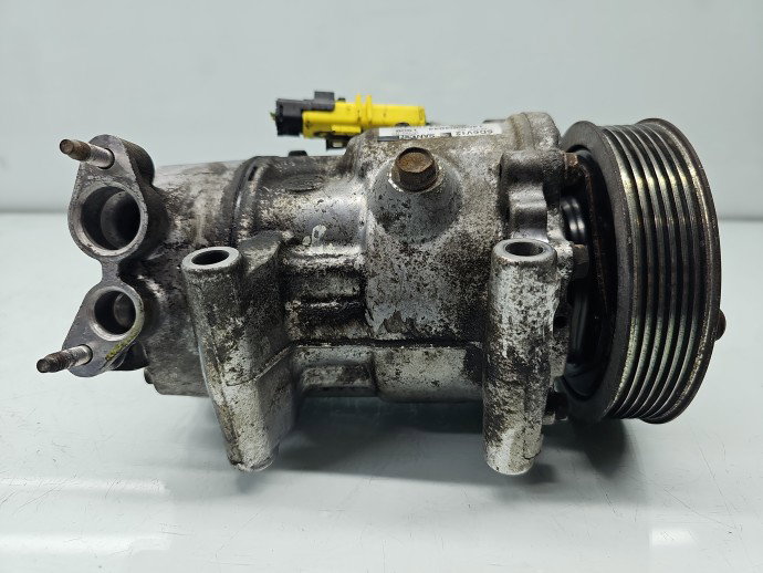 Compresor clima Citroen C2 (JM) [ Fabr 2003-2009] 9684480480 1.4 Benz KFV 54KW / 74CP