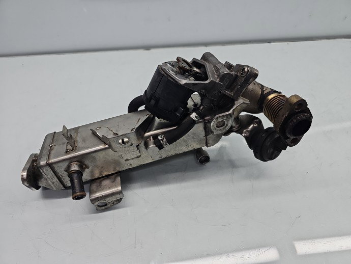 Racitor gaze Bmw 3 (F30) [Fabr 2012-2017] OEM 2.0 N47D20 105KW / 143CP