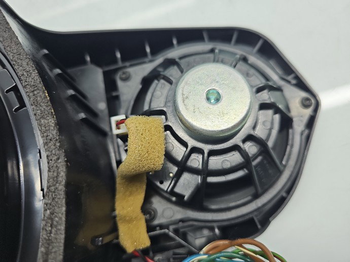 Subwoofer Mercedes Clasa S (W221) [Fabr 2005-2013] A2218208102