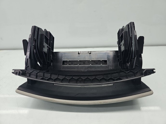 Scrumiera Mercedes Clasa S (W221) [Fabr 2005-2013] A2216800834