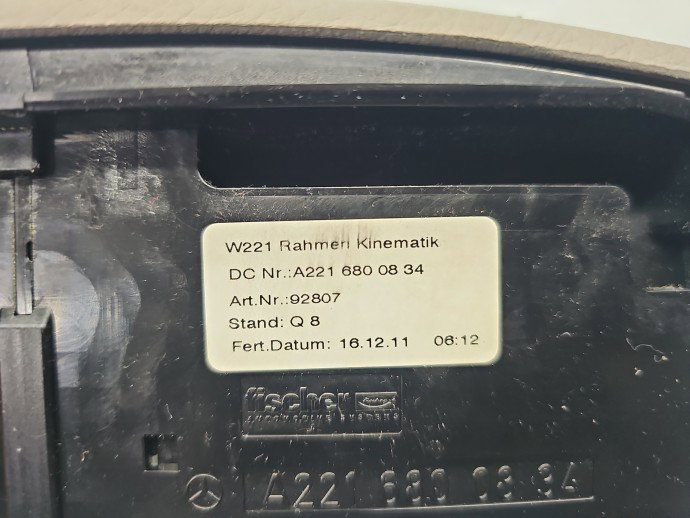 Scrumiera Mercedes Clasa S (W221) [Fabr 2005-2013] A2216800834