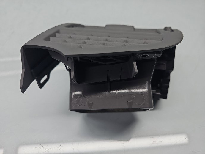 Grila aerisire dreapta Mercedes Clasa S (W221) [Fabr 2005-2013] A2218300254