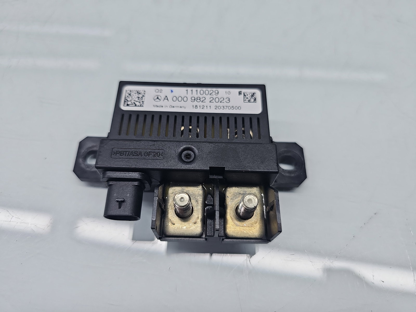 Modul confort Mercedes Clasa S (W221) [Fabr 2005-2013] A0009822023