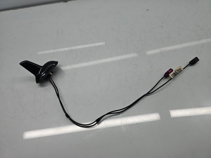 Antena Mercedes Clasa S (W221) [Fabr 2005-2013] 2218205675