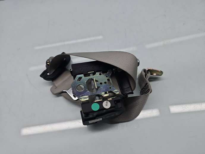 Centura stanga spate Mercedes Clasa S (W221) [Fabr 2005-2013] A2218600385