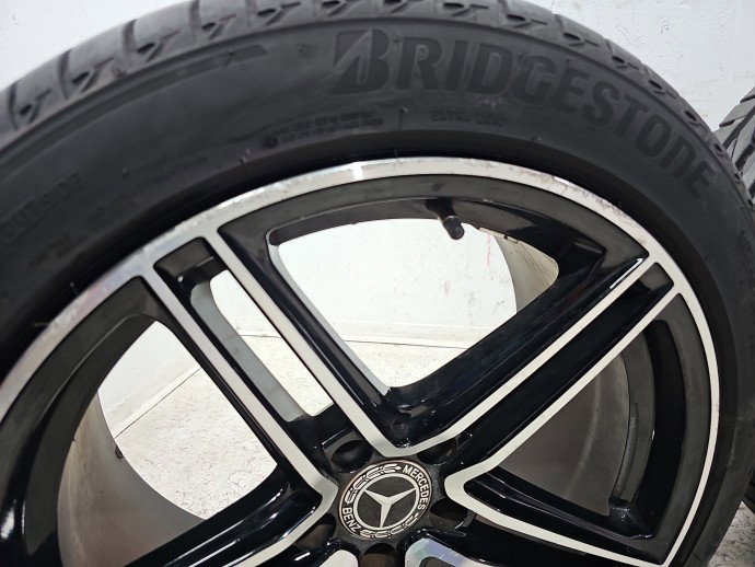Set jante cu anvelope Mercedes Clasa S (W221) [Fabr 2005-2013] Berlina  OEM