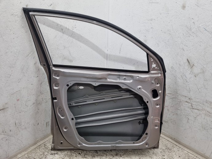 Usa stanga fata Hyundai Tucson (TL) [Fabr 2015-2020] SUV WHITE SAND