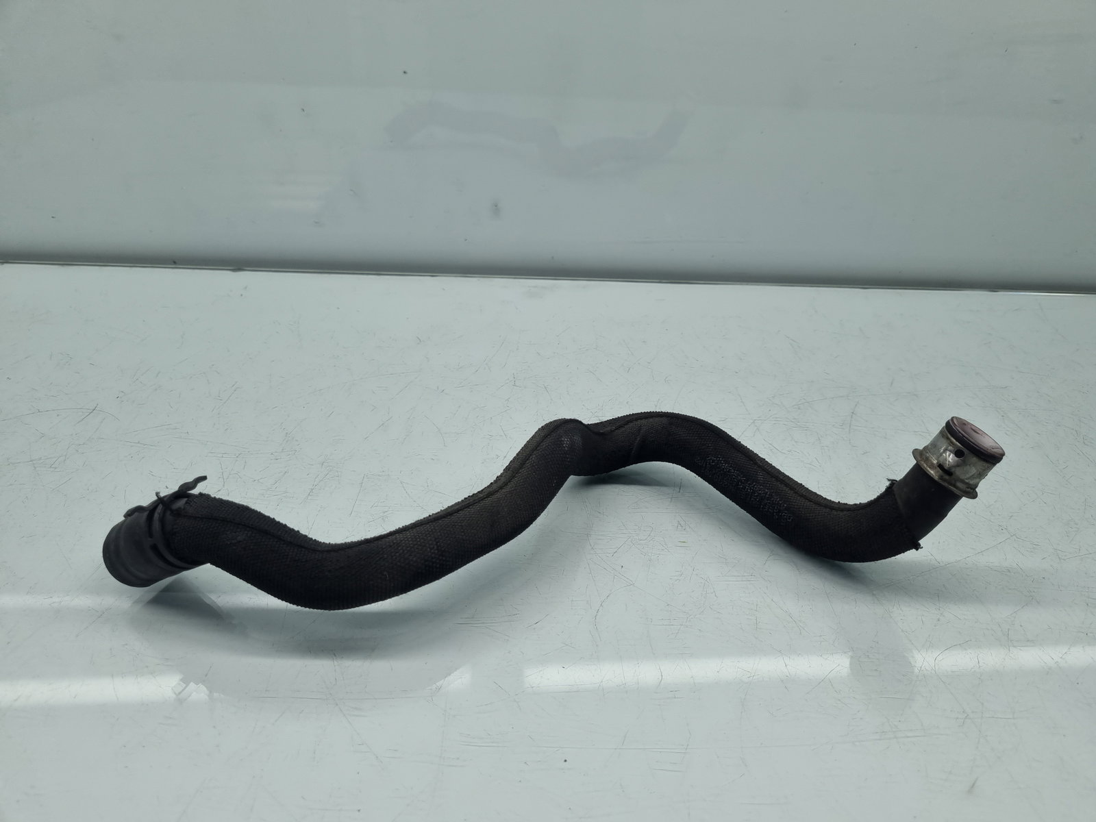 Furtun apa Mercedes Clasa S (W221) [Fabr 2005-2013] A2215015584 3.0 CDI 642862 190KW / 258CP