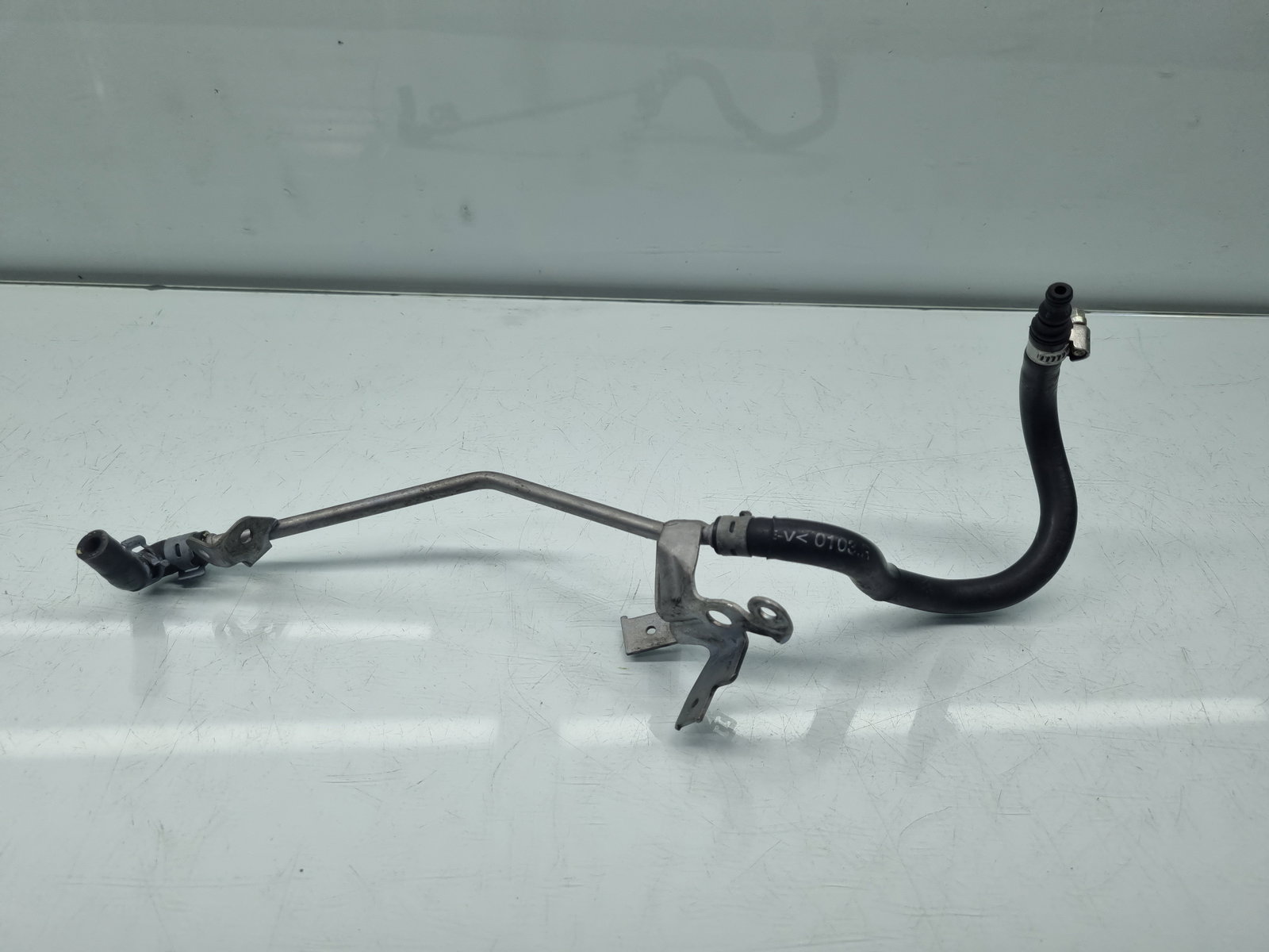 Furtun apa Mercedes Clasa S (W221) [Fabr 2005-2013] A2215012025 3.0 CDI 642862 190KW / 258CP