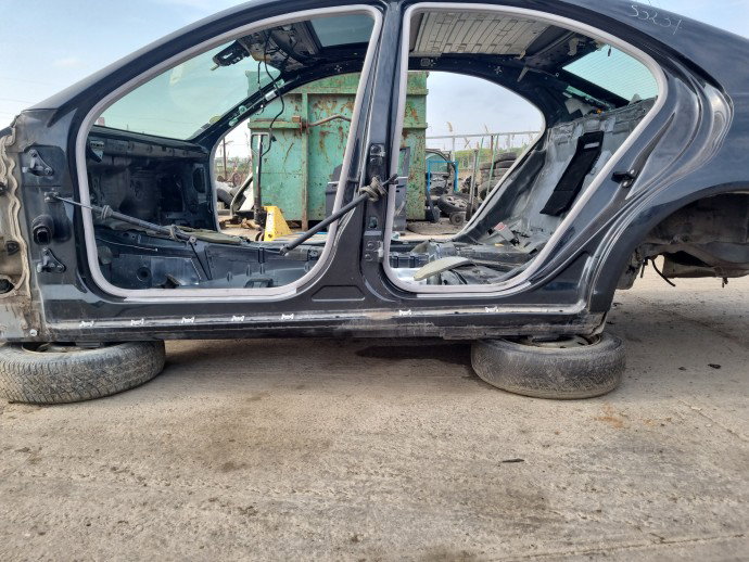 Prag lateral stanga Mercedes Clasa S (W221) [Fabr 2005-2013] Berlina  OEM