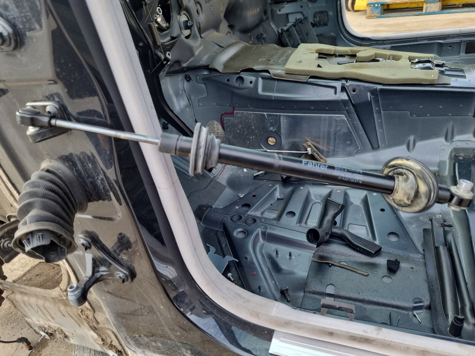 Balama stanga fata Mercedes Clasa S (W221) [Fabr 2005-2013] Berlina A2217200716