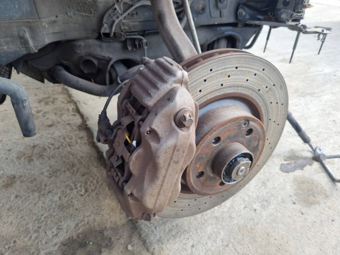 Etrier dreapta fata Mercedes Clasa S (W221) [Fabr 2005-2013] OEM