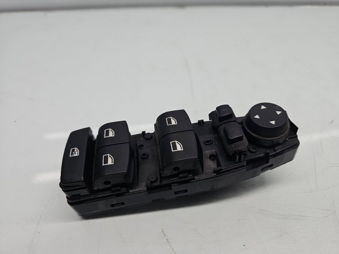 Butoane comanda geamuri sofer Bmw X3 (F25) [Fabr 2010-2017] 9208111