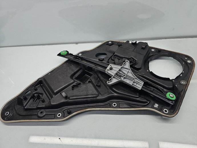 Macara electrica geam dreapta spate Volkswagen Tiguan (5N) [Fabr 2007-2016] Hatchback 5N0839730R