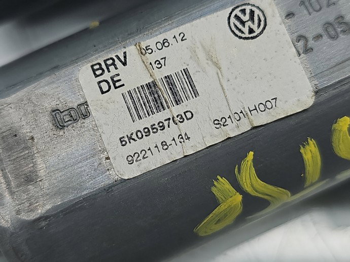 Motoras geam stanga spate Volkswagen Golf 6 (5K1) [Fabr 2009-2013] Hatchback 5K0959703D