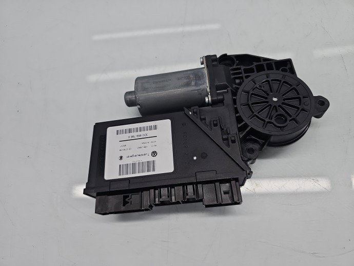 Motoras geam stanga spate Volkswagen Touareg (7LA, 7L6) [Fabr 2003-2010] R-line 3D0959795E
