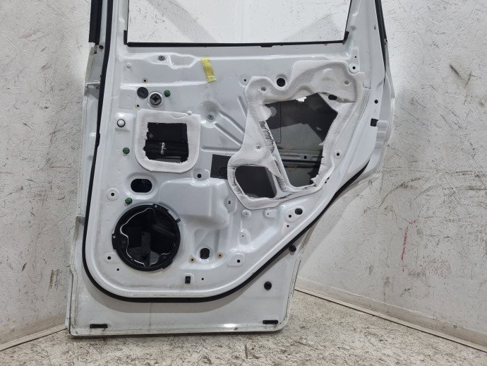 Usa dreapta spate Ford Kuga II [Fabr 2012-prezent] SUV Titanium Frozen White