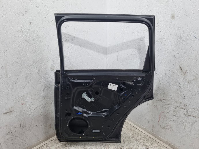 Usa dreapta spate Volkswagen Touareg (7LA, 7L6) [Fabr 2003-2010] R-line LC9Z