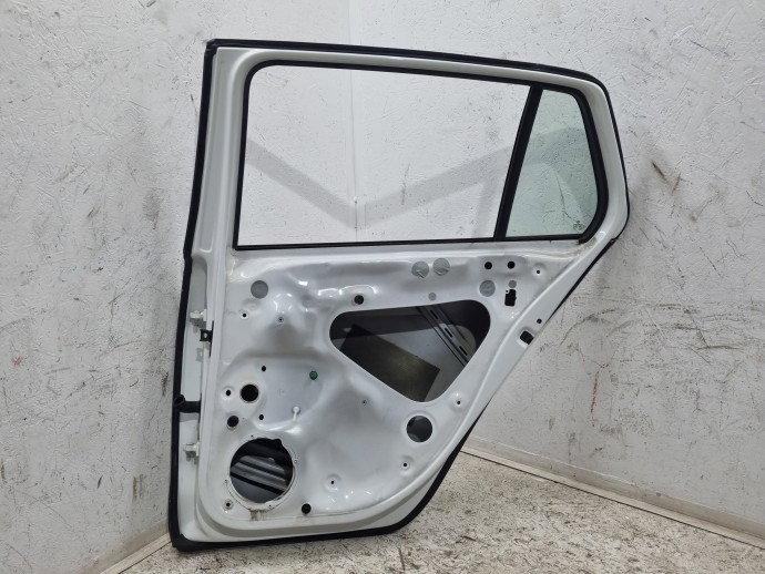 Usa dreapta spate Volkswagen Golf 7 (5G) [Fabr 2014-prezent] Hatchback LC9A