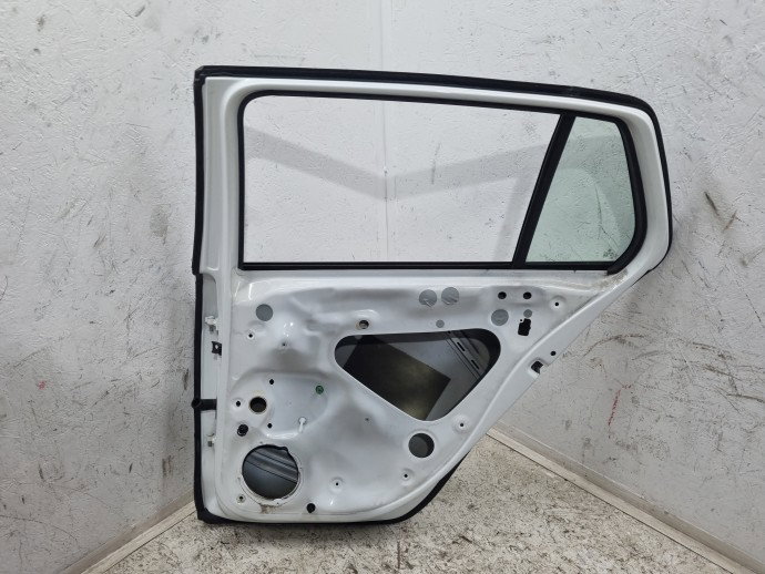Usa dreapta spate Volkswagen Golf 7 (5G) [Fabr 2014-prezent] Hatchback LC9A