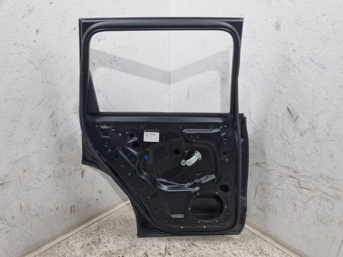 Usa stanga spate Volkswagen Touareg (7LA, 7L6) [Fabr 2003-2010] R-line LC9Z