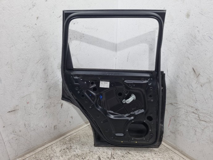 Usa stanga spate Volkswagen Touareg (7LA, 7L6) [Fabr 2003-2010] R-line LC9Z
