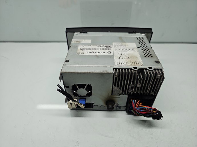 Radio CD cu navigatie Volkswagen Touareg (7LA, 7L6) [Fabr 2003-2010] 7L6035680A