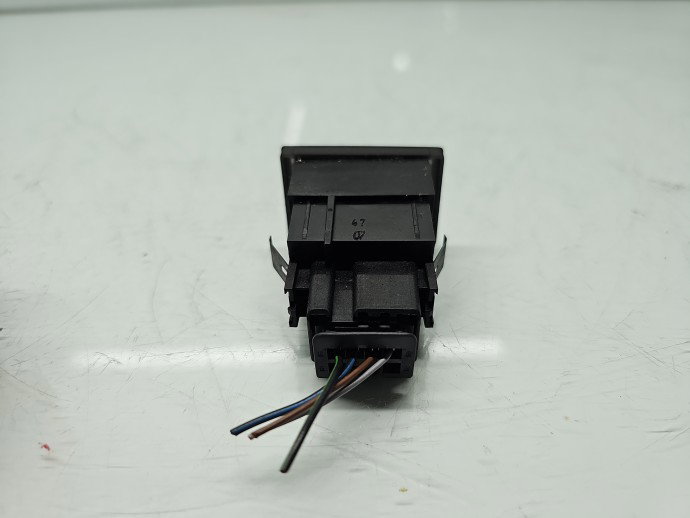 Buton incalzire scaune Volkswagen Touareg (7LA, 7L6) [Fabr 2003-2010] 7L6963569C