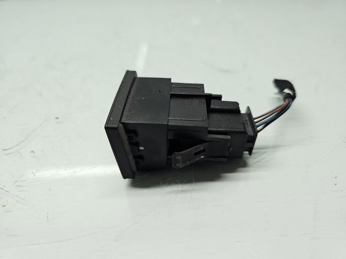 Buton incalzire scaune Volkswagen Touareg (7LA, 7L6) [Fabr 2003-2010] 7L6963570C
