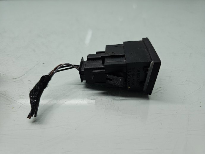 Buton incalzire scaune Volkswagen Touareg (7LA, 7L6) [Fabr 2003-2010] 7L6963570C